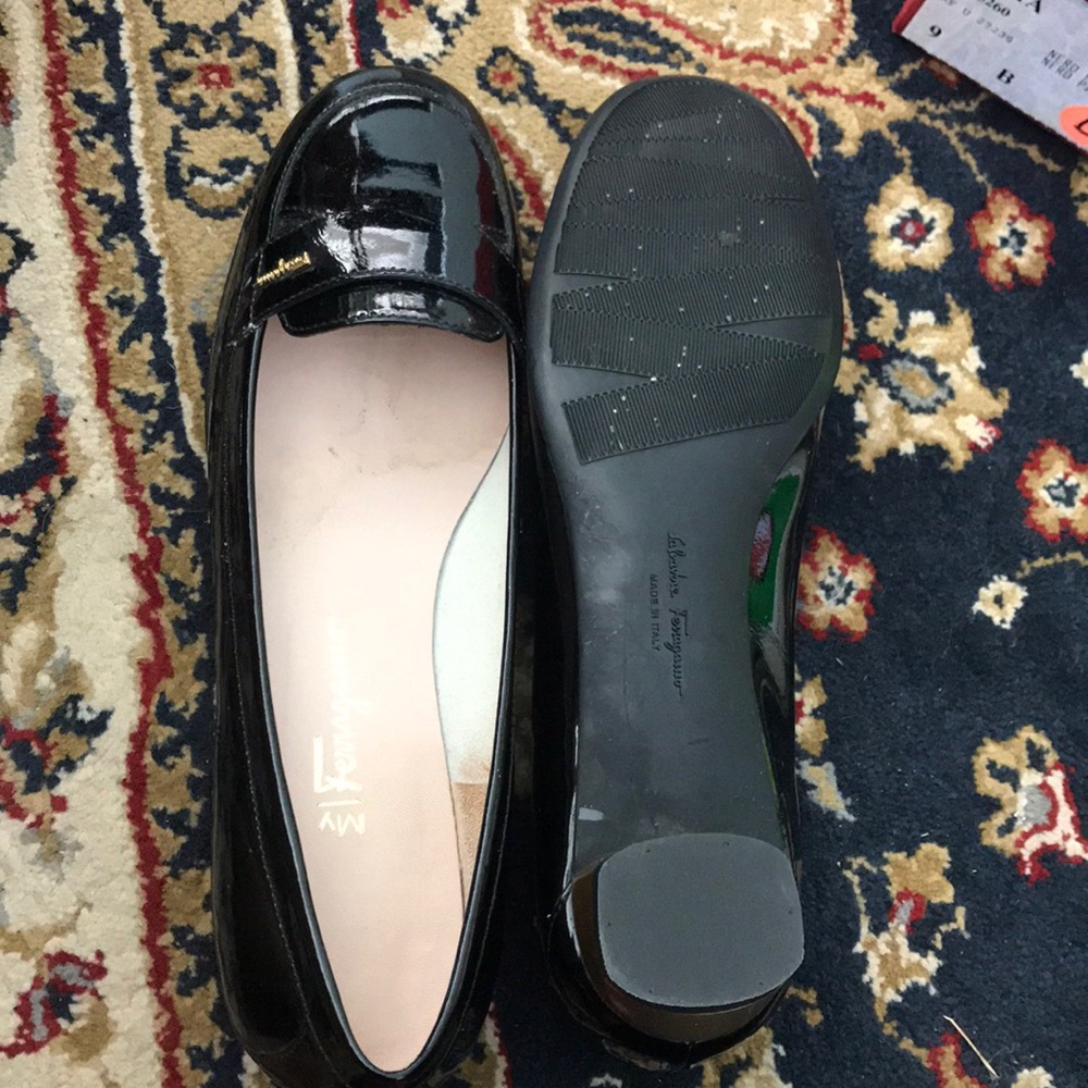 Salvatore Ferragamo Flats - Picture 2 of 4